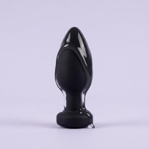 Vibrating butt plug
