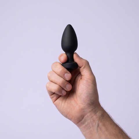 Vibrating butt plug