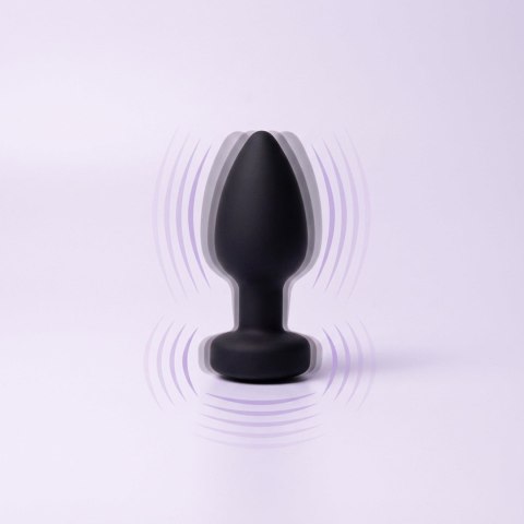 Vibrating butt plug